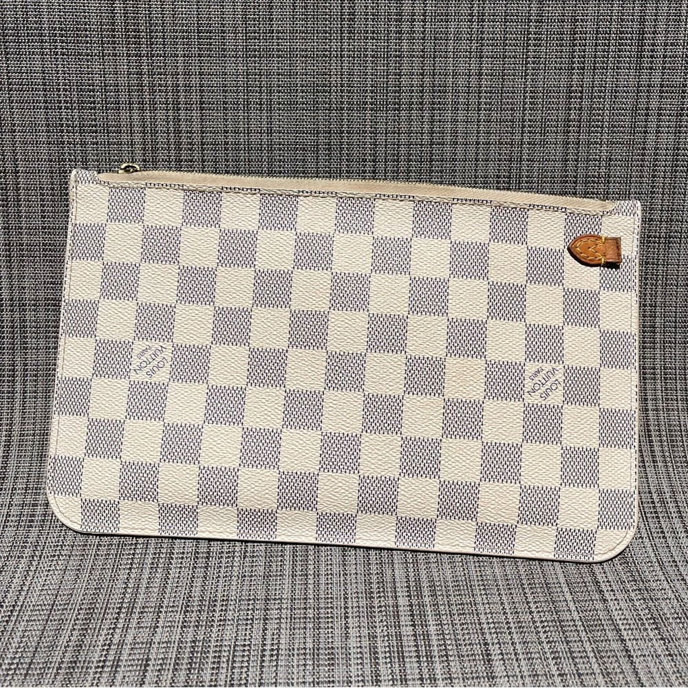 LOUIS VUITTON MM AZUR POUCH